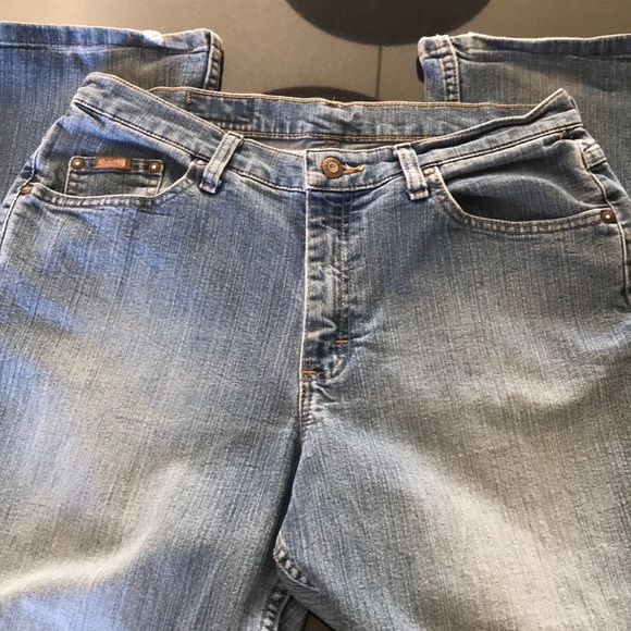 Gently loved Lee Rider Jeans - Picture 4 of 5